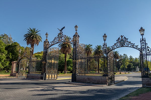 Entrée du parc du General Saint Martin de Mendoza