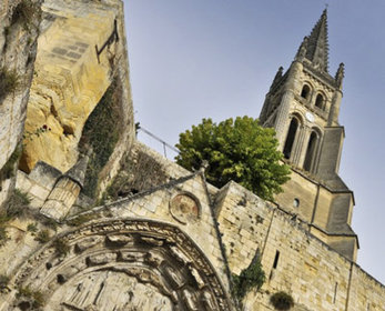 Les 12 monuments incontournables de Saint-Émilion