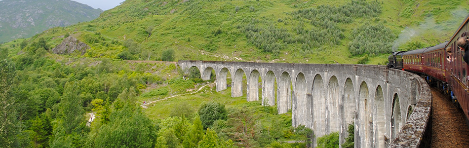 Le viaduc de Glenfinnan et ses 24 arches, un passage exceptionnel de la balade.