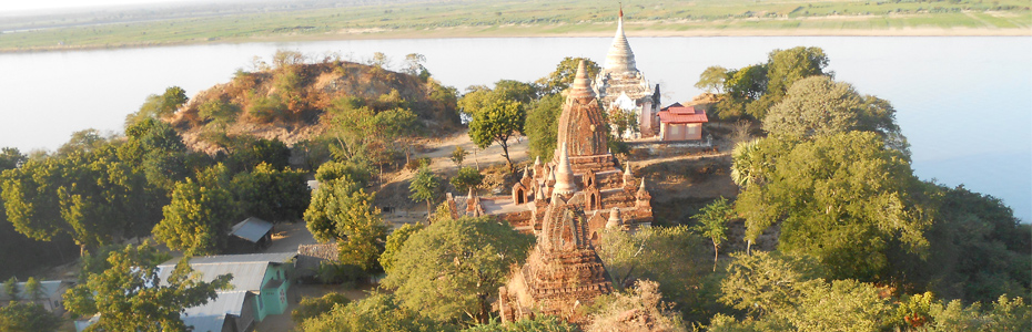 Panorama sur les temples birmans