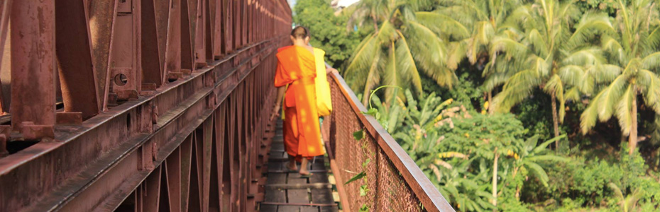 Moines bouddhistes au Laos