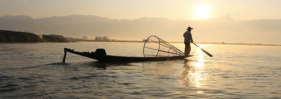 Pêcheurs du lac Inle en Birmanie